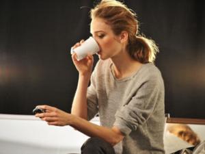 吃松子仁和橄欖養(yǎng)胃-吃什么可以減輕腸胃壓力？