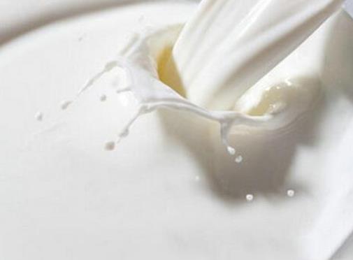 什么人不適合喝羊奶 喝羊奶有什么好處