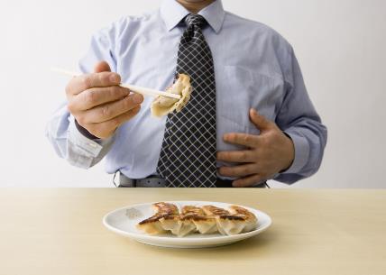 秋季晚餐怎么吃更好?晚餐應“八分飽”先吃飯再吃菜
