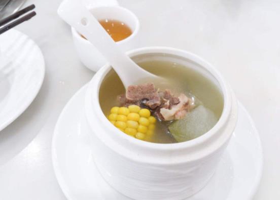 燉骨頭湯放醋好嗎?燉骨頭湯放醋能補鈣嗎