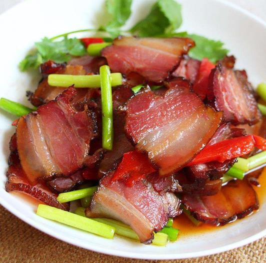 臘肉是發物嗎?臘肉是酸性還是堿性?臘肉發霉了能吃嗎