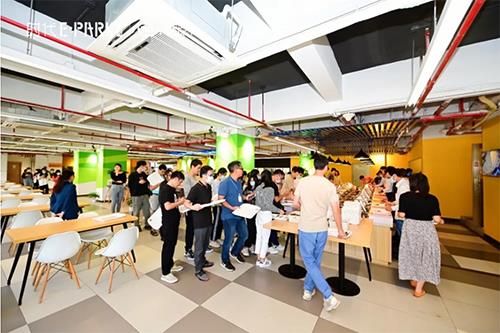又雙叒叕一家星級網紅中膳健康食堂開業!“HDNH”健康理念造不?
