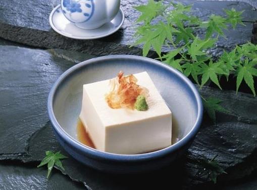豆腐的嘌呤有多少?豆腐吃了發苦有毒嗎