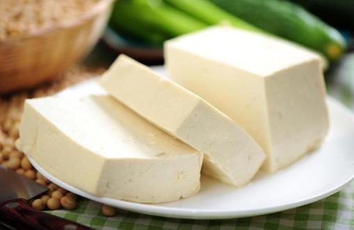 天天吃豆腐嘌呤會高嗎?豆腐吃著有點苦是咋回事?