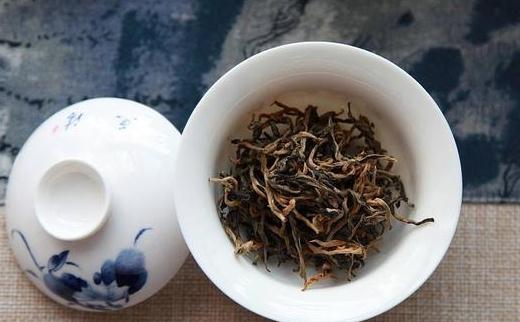 喝普洱茶頭暈是怎么回事?喝普洱茶會有哪些不良反應?