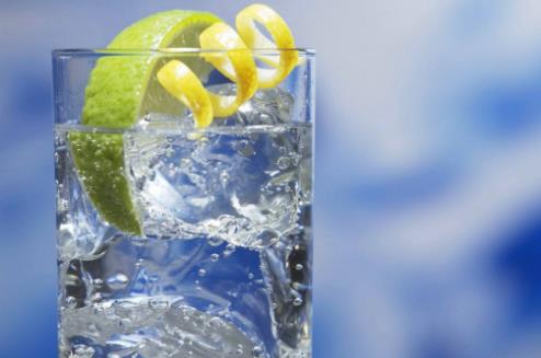 金湯力雞尾酒的度數高嗎?金湯力雞尾酒要如何調配?