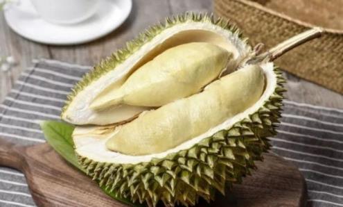 榴蓮肉有點硬怎么變軟?榴蓮肉里面有水正常嗎?