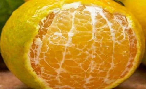 皇帝柑為什么還是青的卻那么甜?皇帝柑和橙子哪個(gè)維C高?