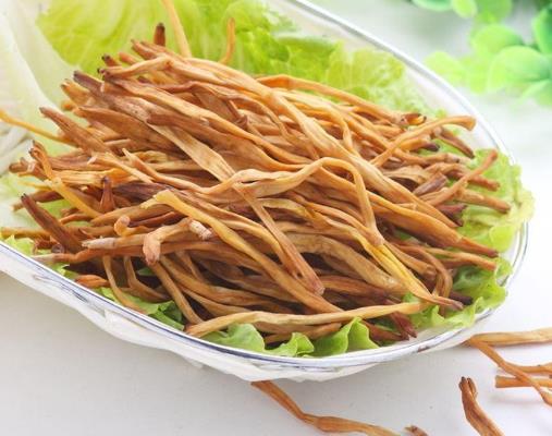 黃花菜中的秋水堿有毒嗎?干黃花菜怎么做才不會(huì)酸?