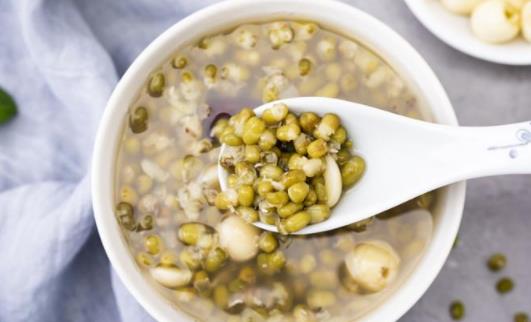 綠豆糖水不放冰箱會壞嗎 綠豆糖水放冰箱第二天還需要煮嗎