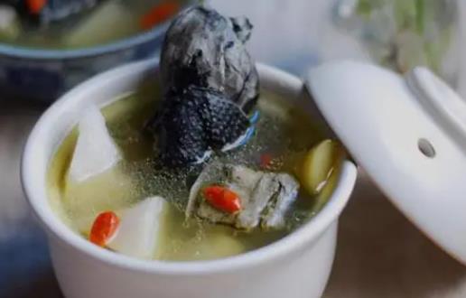 經期可以喝烏雞湯嗎?吃烏雞有哪些好處?