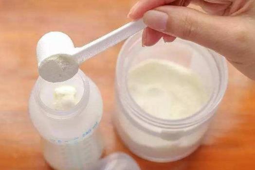 臨期奶粉營養還一樣嗎?奶粉放到什么溫度最好?