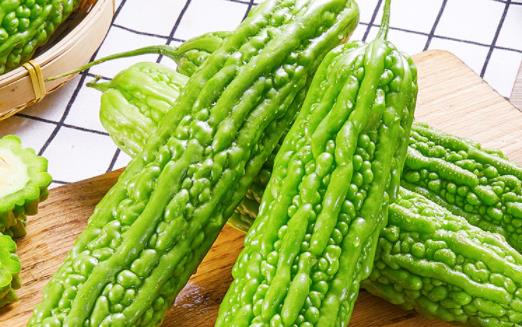 苦瓜焯水還有營養(yǎng)嗎 苦瓜有減肥作用嗎