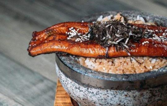 經期可以吃鰻魚嗎?鰻魚有哪些功效?
