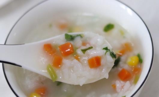晚上喝蔬菜粥會(huì)不會(huì)長(zhǎng)胖 蔬菜粥的功效作用