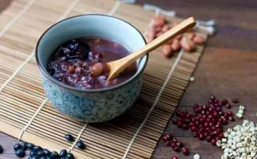 紅豆薏仁水熱量高不高 紅豆薏仁水天天喝會怎么樣