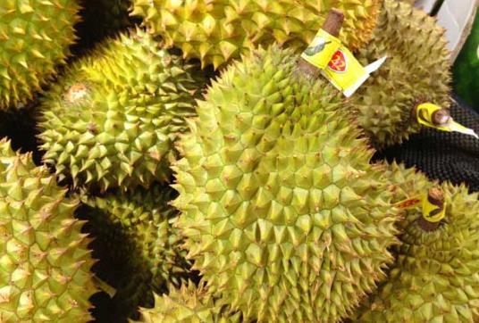 榴蓮香味很濃但沒(méi)開(kāi)口能吃嗎?榴蓮香味濃好吃還是不濃好吃