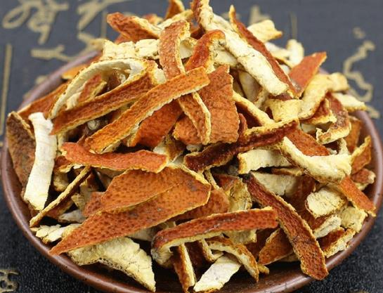 泡陳皮多少度的水合適?怎么喝陳皮水不上火?