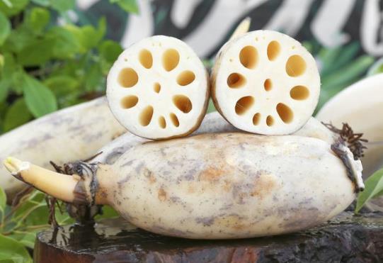 藕有點淺綠色的能吃嗎?蓮藕發紫是怎么回事?