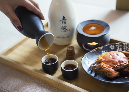 紹興黃酒怎么喝最好?黃酒可以冰鎮著喝嗎?