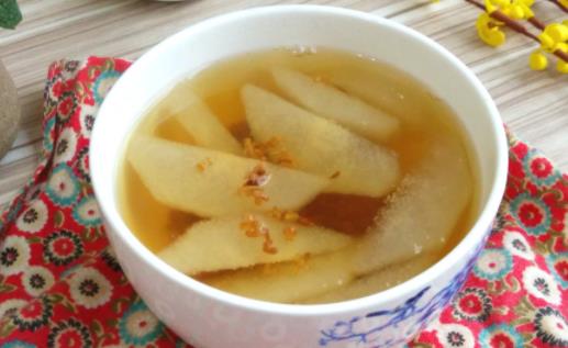 冰糖燉雪梨不放冰糖可以嗎 冰糖燉雪梨太甜對咳嗽好嗎