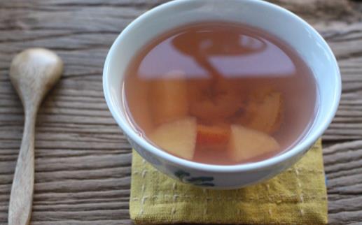 蘋果水要放冰糖嗎 蘋果水煮后還有營(yíng)養(yǎng)嗎