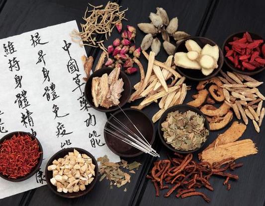 為啥喝中藥不能吃牛肉?中藥發霉是什么顏色的