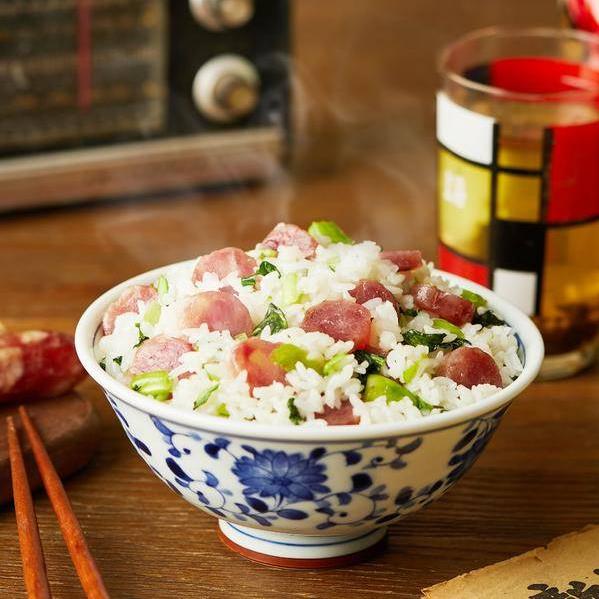 電梯飄出菜飯香,老字號立豐居然這么潮?