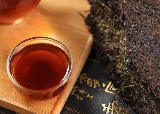 一天可以喝多少黑茶?泡黑茶適合用什么壺