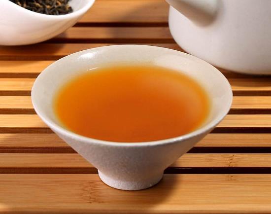 金駿眉是金色的好還是黑色的好?金駿眉和滇紅哪一個口感更好