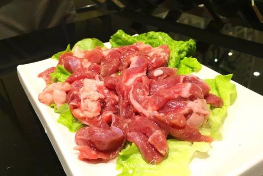羊肉火鍋吃了會上火嗎?羊肉配什么吃不上火?