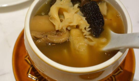 吃羊肚菌會(huì)上火嗎?吃羊肚菌壯陽嗎?