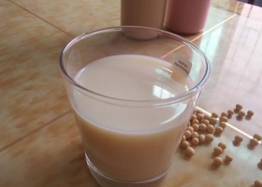 豆漿放保溫杯放多久就不能喝了?豆漿壞了是怎么樣的