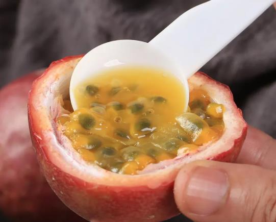 怎么看百香果壞沒壞?百香果成熟的顏色是什么顏色