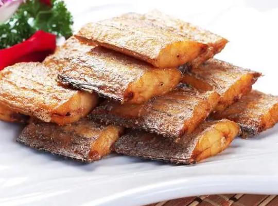 怎么挑選帶魚好不好?怎么樣洗帶魚身上銀色