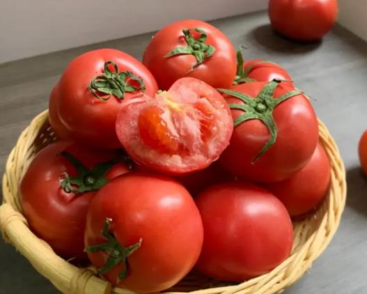 普羅旺斯西紅柿是轉(zhuǎn)基因食品嗎?普羅旺斯西紅柿和普通西紅柿營養(yǎng)一樣嗎