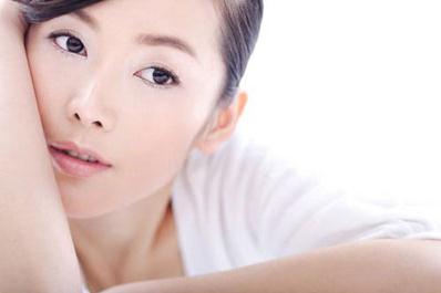 經常熬夜的人應該怎樣保養皮膚?經常熬夜的人吃什么好