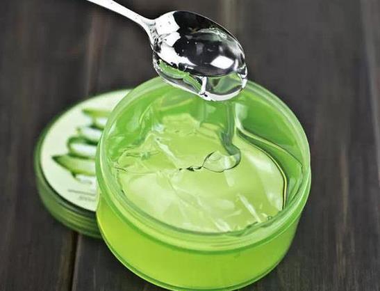 蘆薈灌膚真的有用嗎?蘆薈膠適合什么年紀(jì)的人?