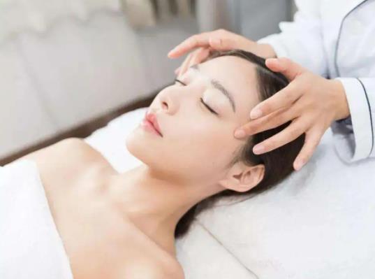 治療痤瘡的中藥喝到什么程度可以停?痤瘡去醫(yī)院看皮膚科還是皮膚美容科