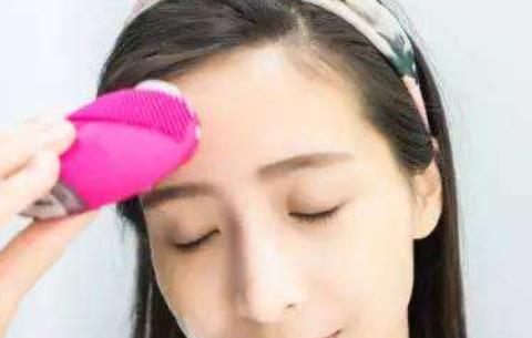皮膚保養(yǎng)要做好洗臉工作 這些洗臉關(guān)鍵的小細節(jié)你要注意