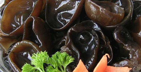 女性通過護膚品改善暗沉治標(biāo)不治本 十大食物讓皮膚遠離暗沉