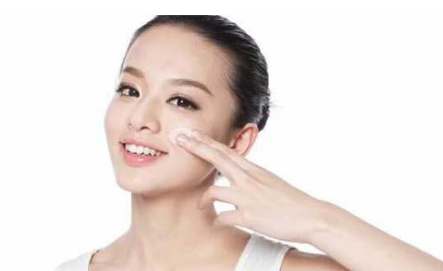 關(guān)于精油護(hù)膚你要知道的幾件事 精油護(hù)膚的禁忌