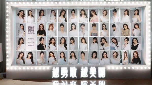 29城女子公布整容前后證件照,改變的不只是容貌更是命運