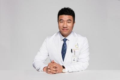 藝美王東脂肪除皺怎么樣 “軟黃金提升術(shù)”新科技探索年輕的奧義