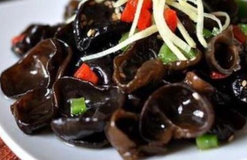 在正值夏天也是減肥的好季節(jié) 這6種食物還不錯
