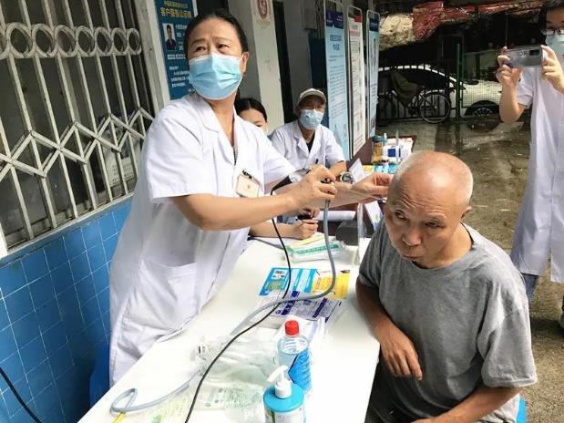 成都民生耳鼻喉專科醫(yī)院公益義診惠及周邊社區(qū) 愛(ài)心覆蓋四川省