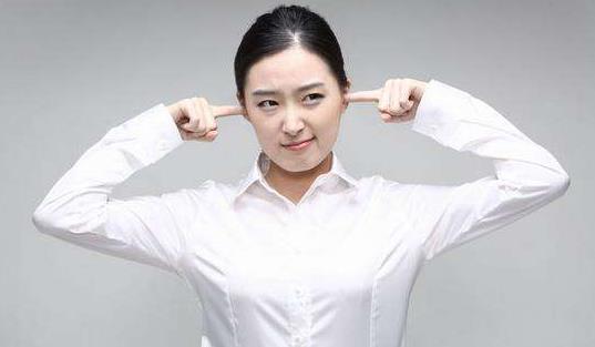 耳垂為什么會長痘?預防耳垂長痘?