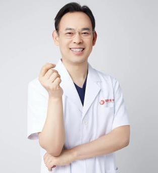 免費隆胸案例招募啦,王愛武主任親診!