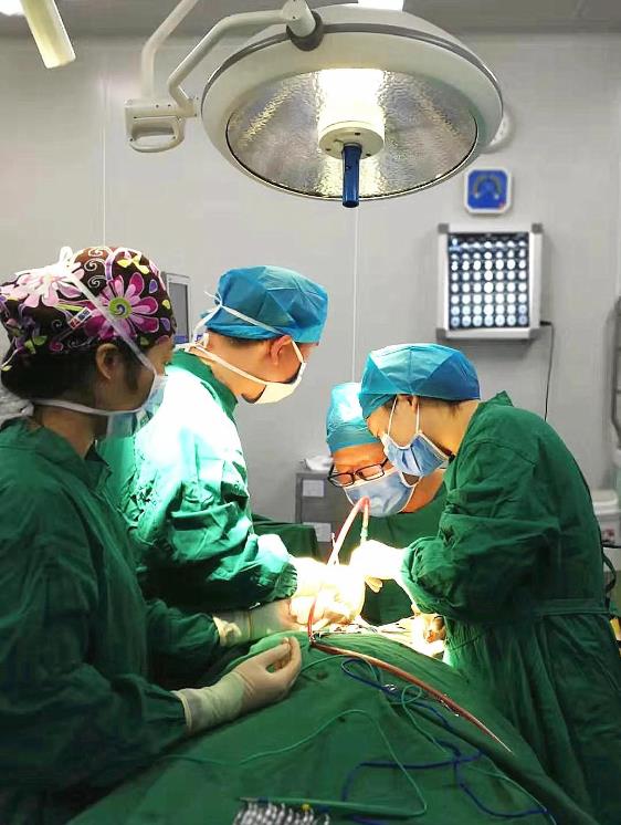 53歲阿姨查出甲狀腺癌,成都民生耳鼻喉為她成功實施手術