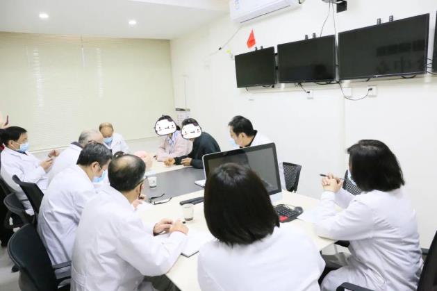 26日湖北抗癲癇協會常務副會長潘松青教授來武漢中際醫院會診啦